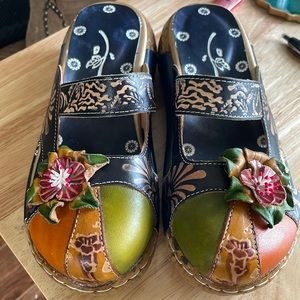Unique colorful flower wedge sandals